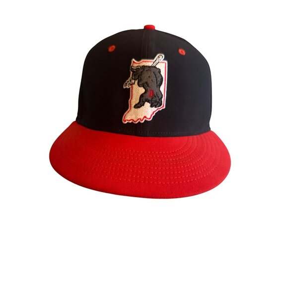 Nike True Dri-Fit Black & Red Baseball Hat With Embroidered Logo S/M - Picture 1 of 6